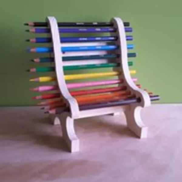 banc à crayon pour organiser le bureau des enfants