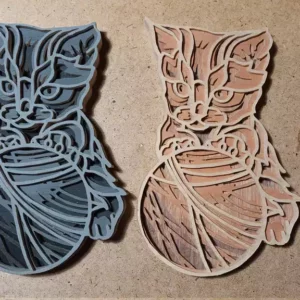 chat multicouches en bois gris ou bois naturel