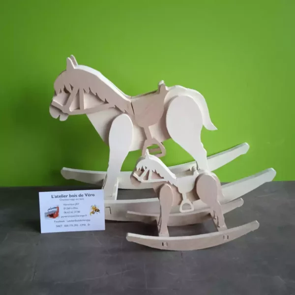 cheval à bascule 3D en bois