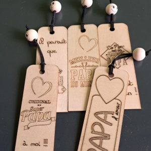 Marque-pages bois, signets artisanaux